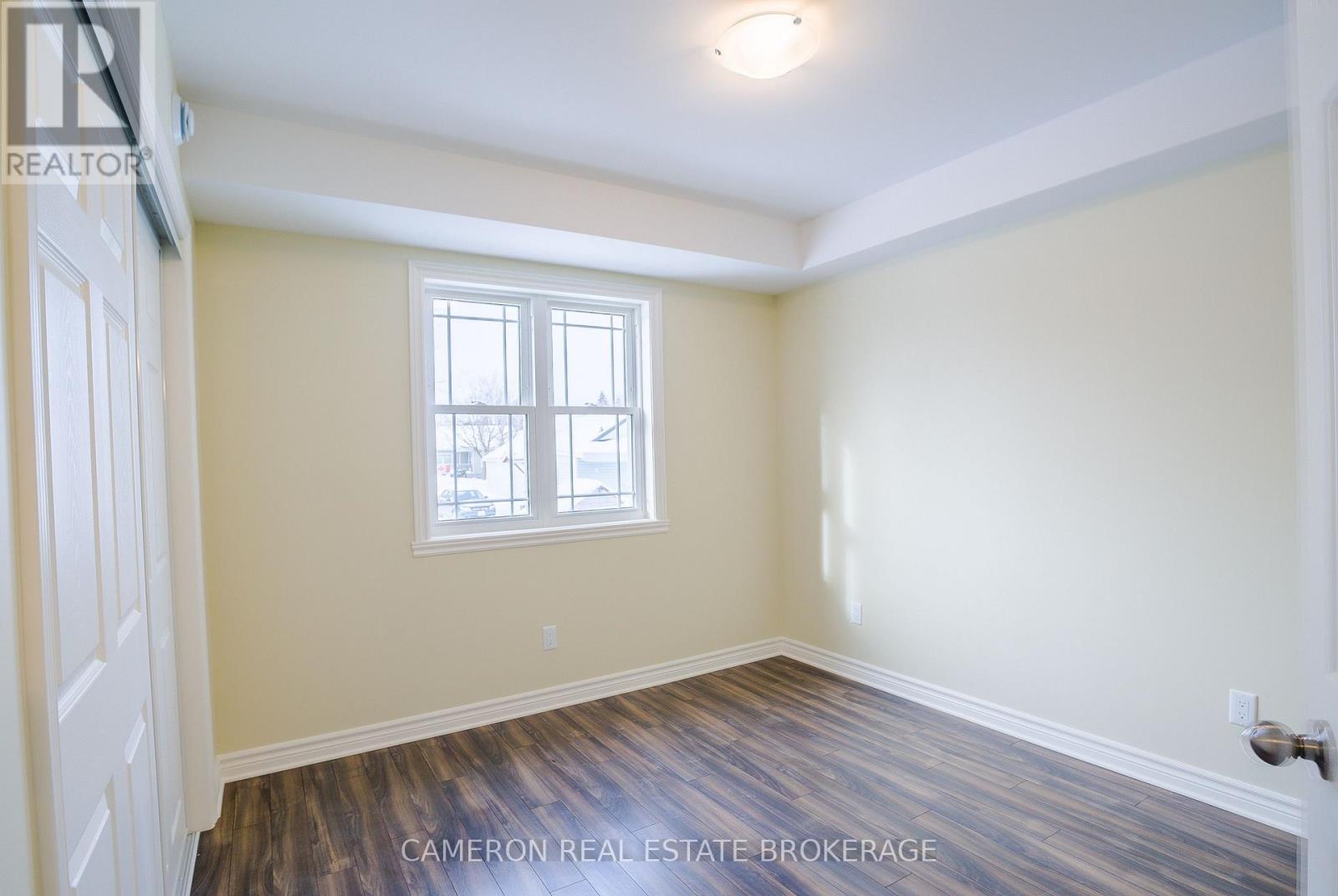 A - 1232 Cumberland Street, Cornwall, Ontario  K6J 4K5 - Photo 12 - X12401491