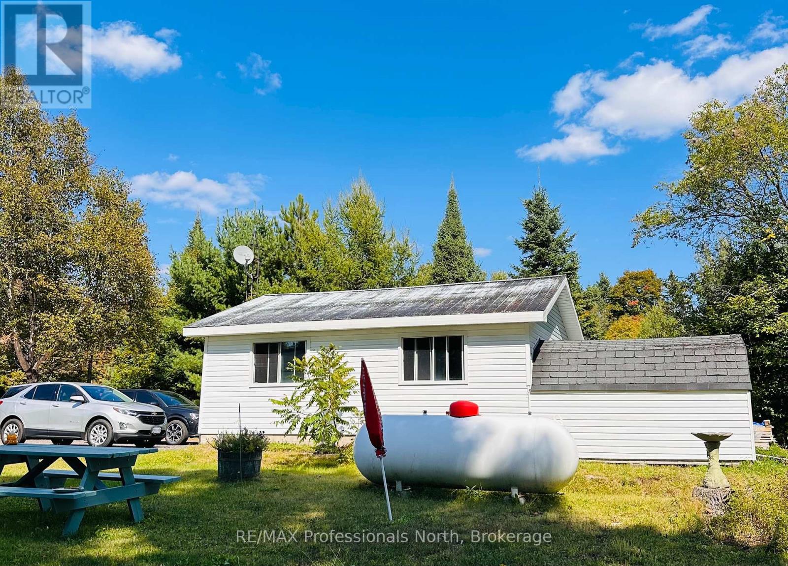 1671 Hwy 60 Highway, Huntsville, Ontario  P1H 1A2 - Photo 20 - X12400081