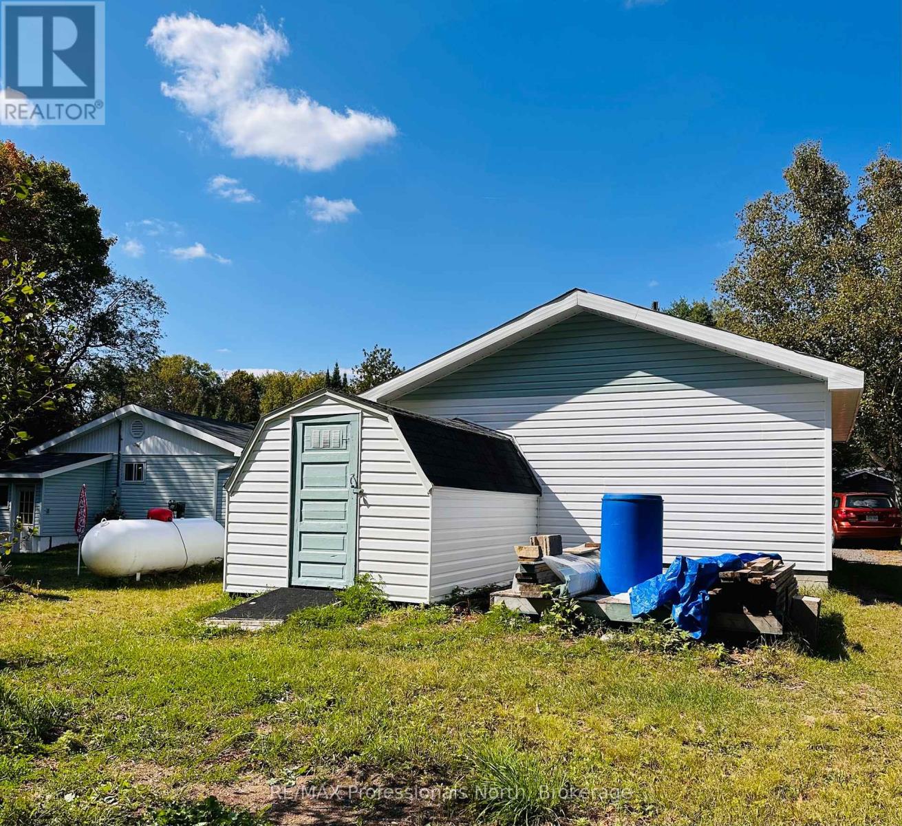 1671 Hwy 60 Highway, Huntsville, Ontario  P1H 1A2 - Photo 22 - X12400081