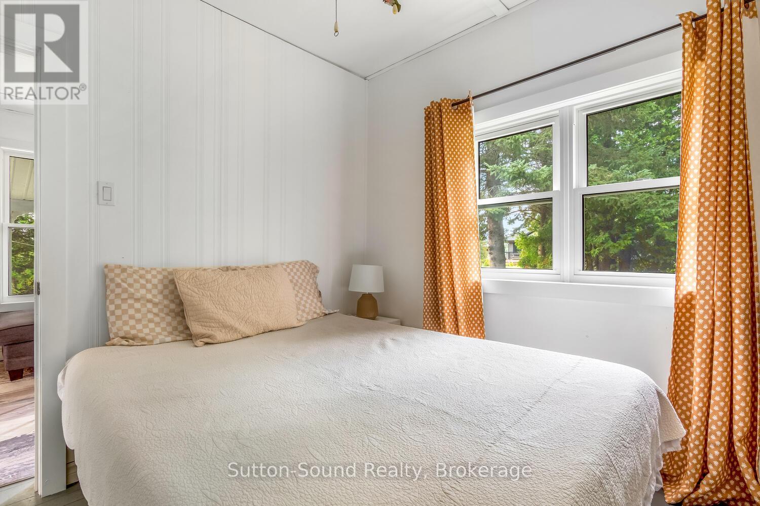 871 Pike Bay Road, Northern Bruce Peninsula, Ontario  N0H 2T0 - Photo 17 - X12400301