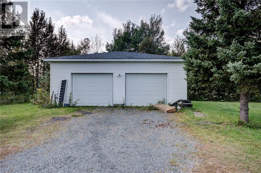 2277 Fire Route P, Azilda, Ontario  P0M 1B0 - Photo 3 - 2124675
