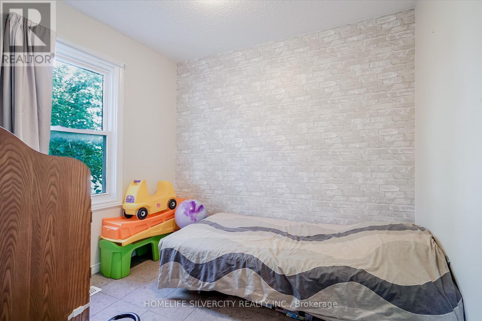 283 Park Road S, Oshawa, Ontario  L1J 4H4 - Photo 22 - E12401474
