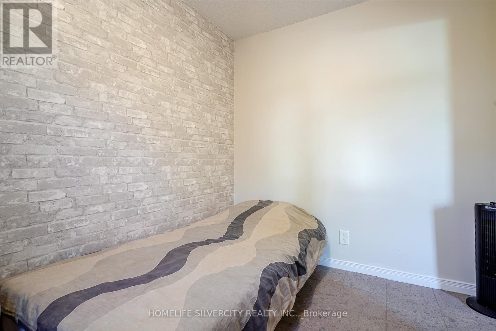 283 Park Road S, Oshawa, Ontario  L1J 4H4 - Photo 24 - E12401474