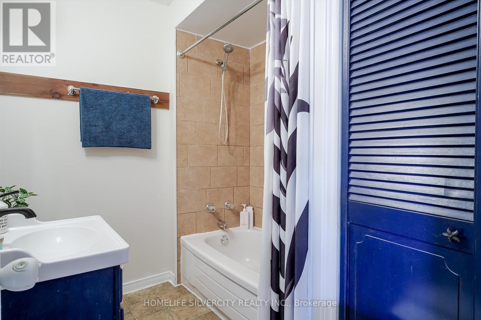 283 Park Road S, Oshawa, Ontario  L1J 4H4 - Photo 28 - E12401474