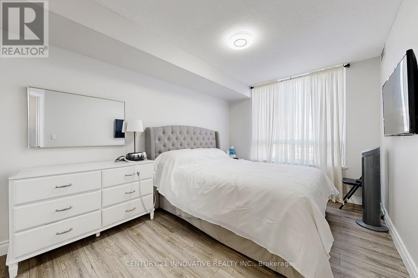 501 - 1000 The Esplanade N, Pickering, Ontario  L1V 6V4 - Photo 12 - E12401512