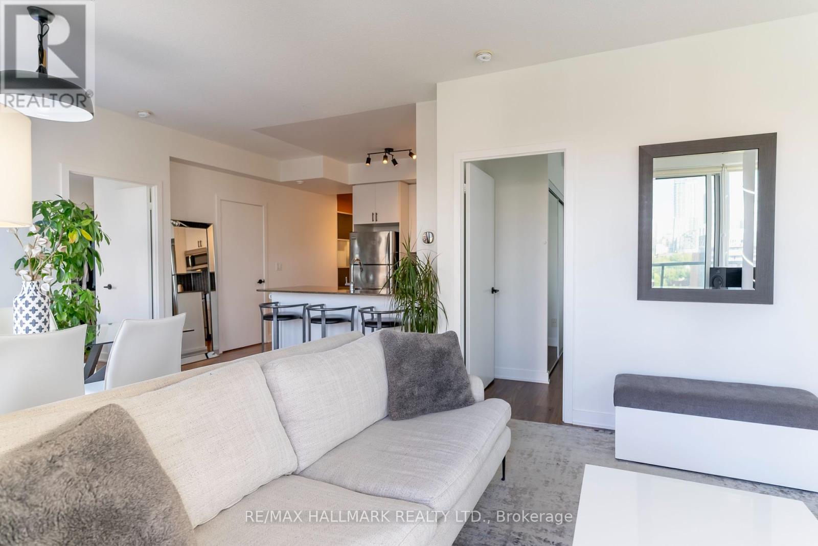 813 - 260 Sackville Street, Toronto (Regent Park), Ontario  M5A 0B3 - Photo 12 - C12392857