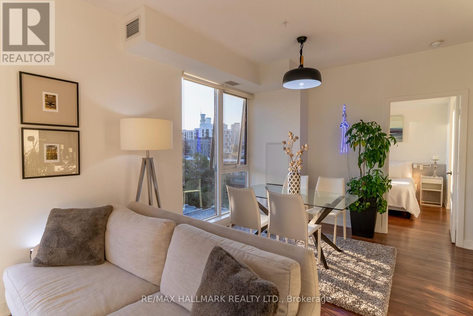 813 - 260 Sackville Street, Toronto (Regent Park), Ontario  M5A 0B3 - Photo 16 - C12392857
