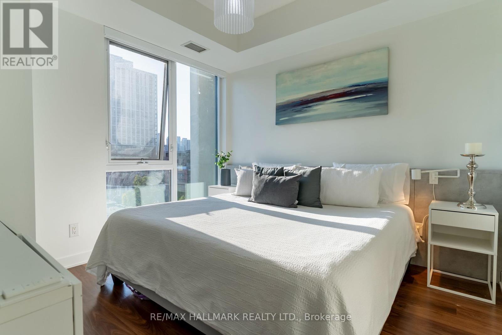 813 - 260 Sackville Street, Toronto (Regent Park), Ontario  M5A 0B3 - Photo 23 - C12392857