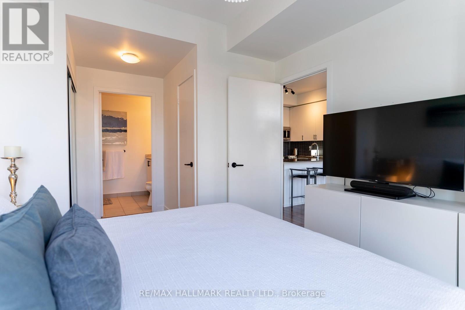 813 - 260 Sackville Street, Toronto (Regent Park), Ontario  M5A 0B3 - Photo 26 - C12392857
