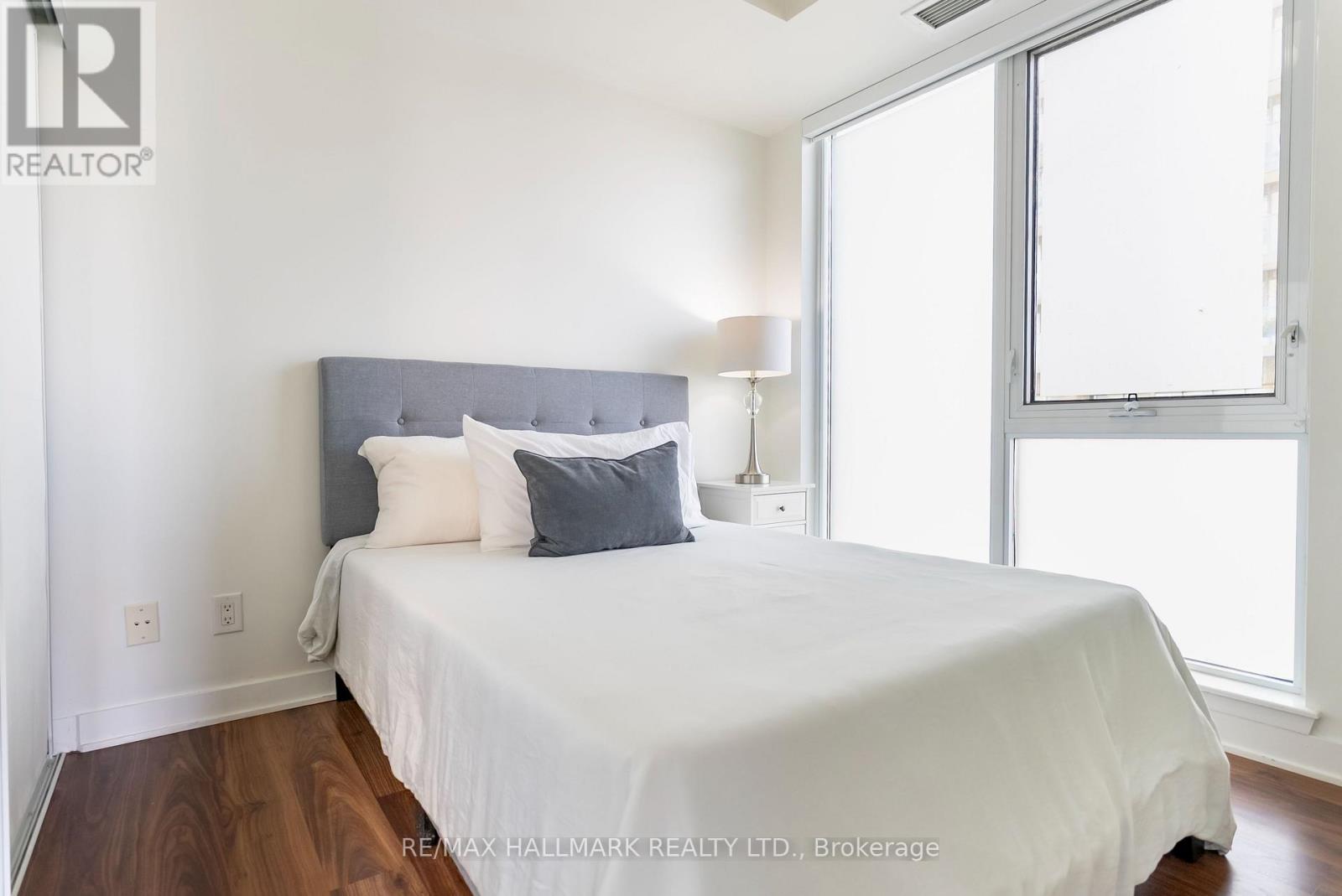 813 - 260 Sackville Street, Toronto (Regent Park), Ontario  M5A 0B3 - Photo 31 - C12392857