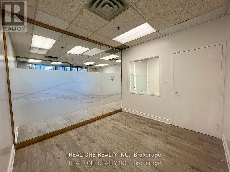 52 - 145 Royal Crest Court, Markham (Milliken Mills West), Ontario  L3R 9Z4 - Photo 12 - N12401468