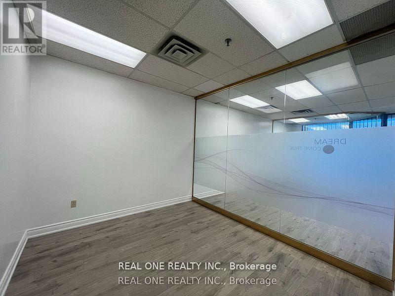 52 - 145 Royal Crest Court, Markham (Milliken Mills West), Ontario  L3R 9Z4 - Photo 15 - N12401468