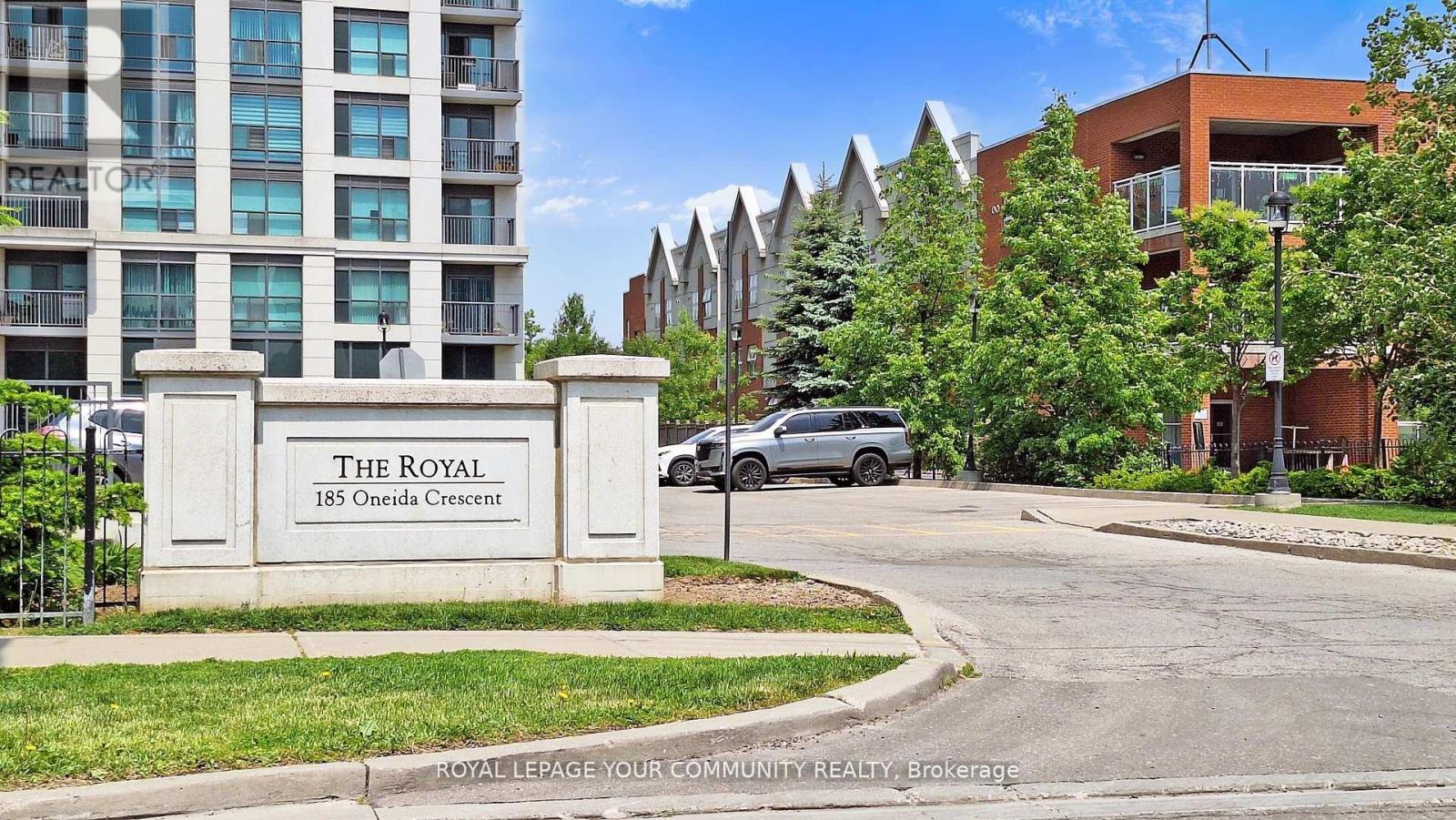 1005 - 185 Oneida Crescent, Richmond Hill (Langstaff), Ontario  L4B 0H4 - Photo 2 - N12401495