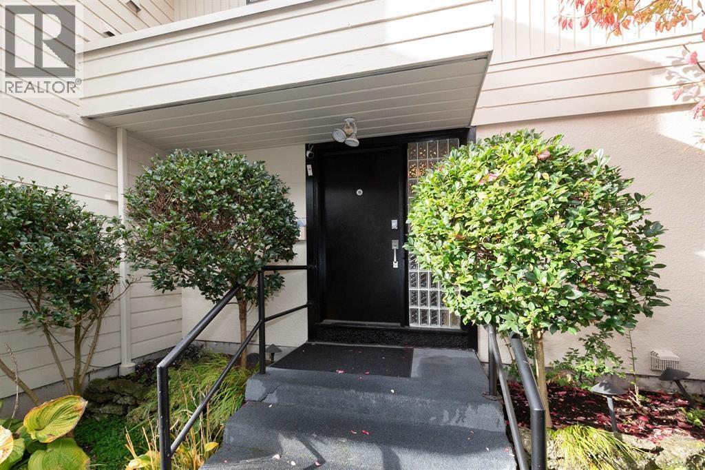 Property at 2364 MARINE DRIVE image 3
