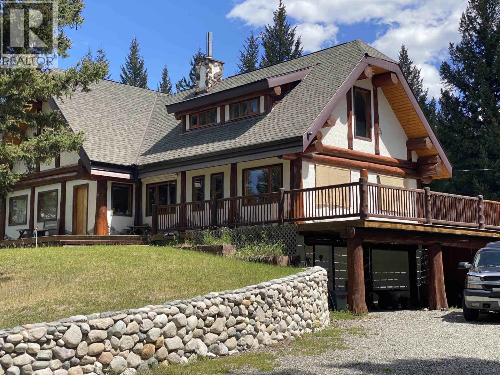 6419 LAMBLEY ROAD, 100 Mile House, British Columbia