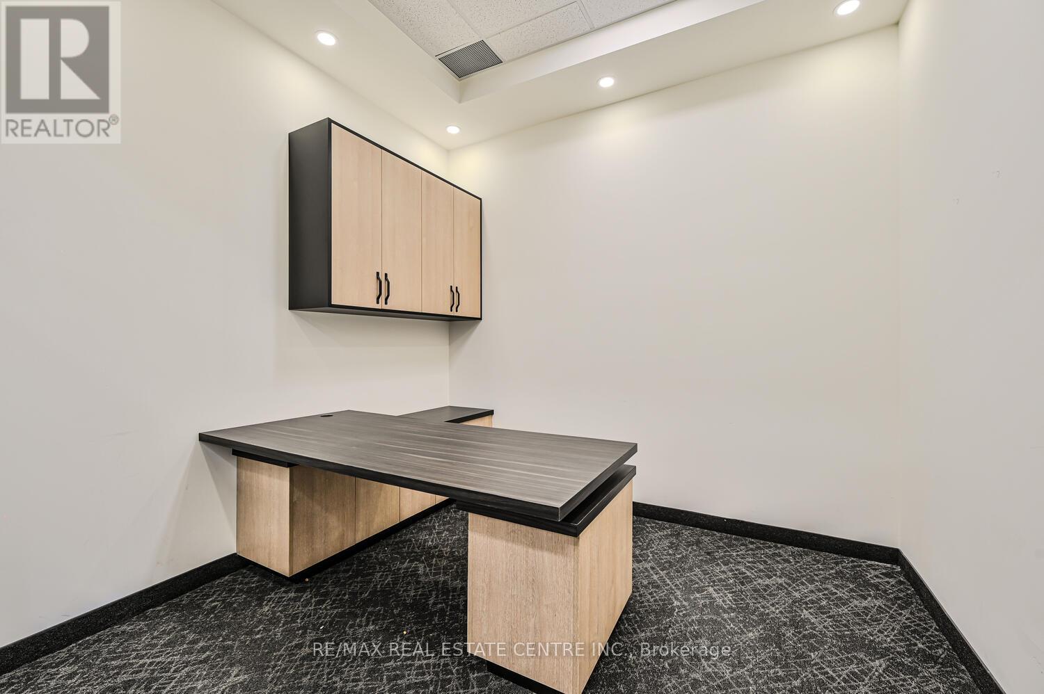 22 - 2565 Steeles Avenue E, Brampton (Steeles Industrial), Ontario  L6T 4L6 - Photo 18 - W12401477
