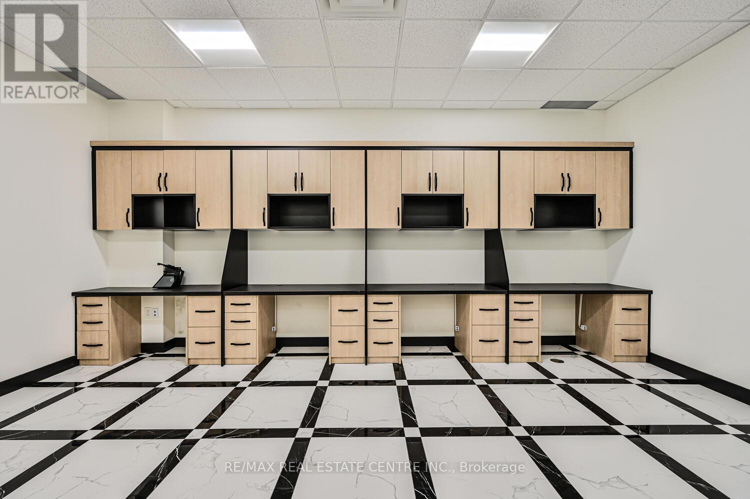 22 - 2565 Steeles Avenue E, Brampton (Steeles Industrial), Ontario  L6T 4L6 - Photo 20 - W12401477