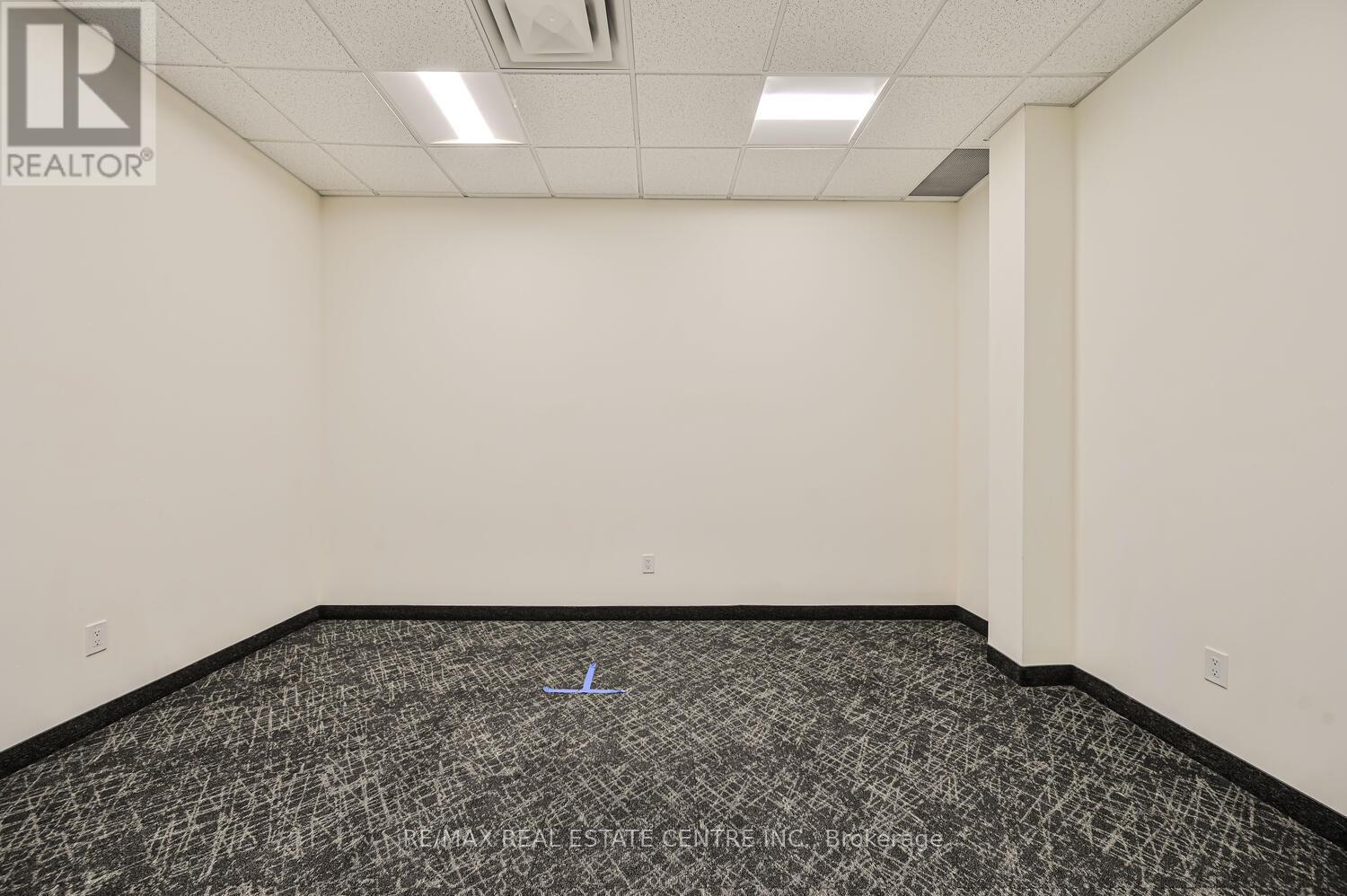 22 - 2565 Steeles Avenue E, Brampton (Steeles Industrial), Ontario  L6T 4L6 - Photo 27 - W12401477