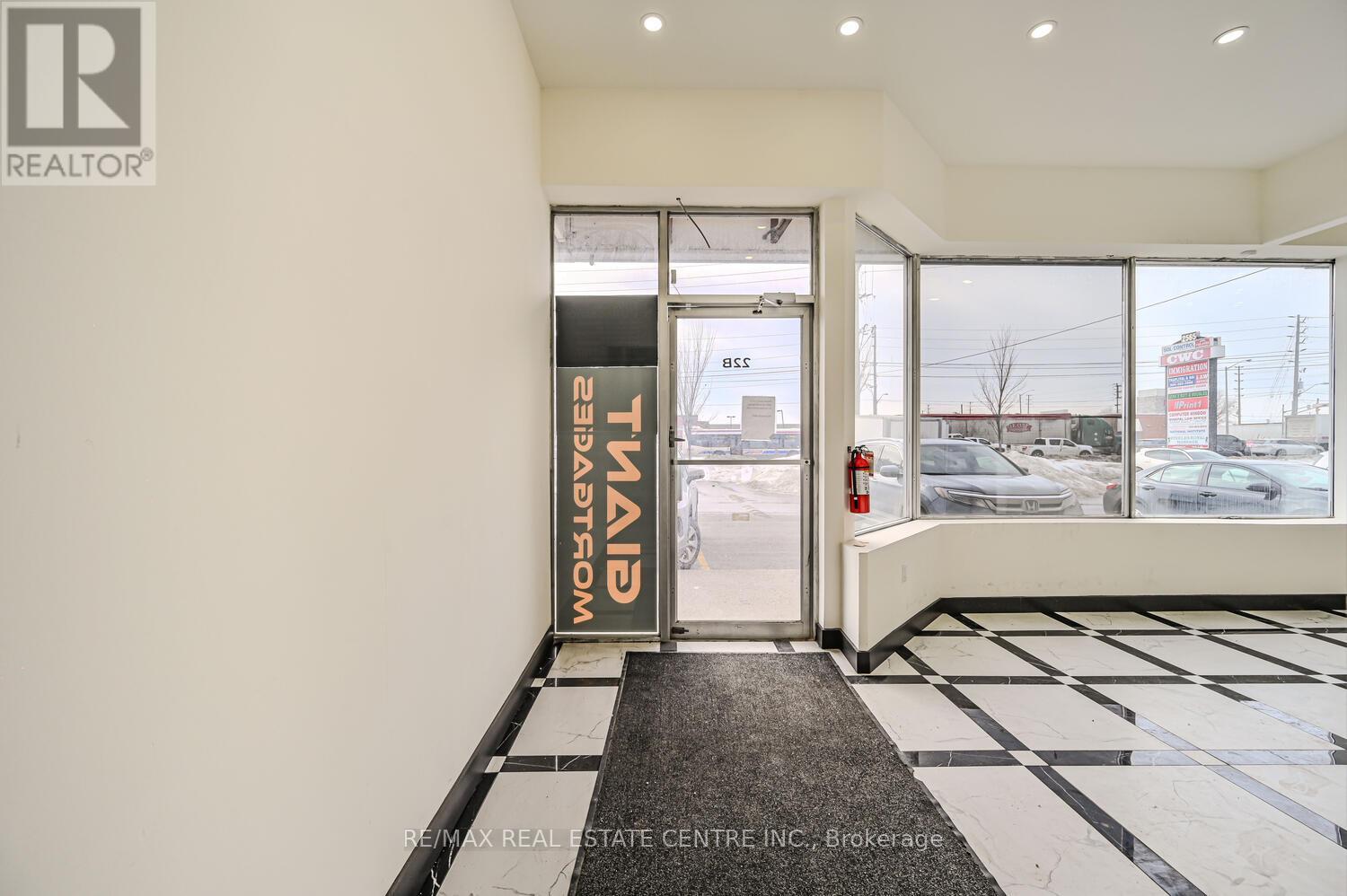 22 - 2565 Steeles Avenue E, Brampton (Steeles Industrial), Ontario  L6T 4L6 - Photo 41 - W12401477