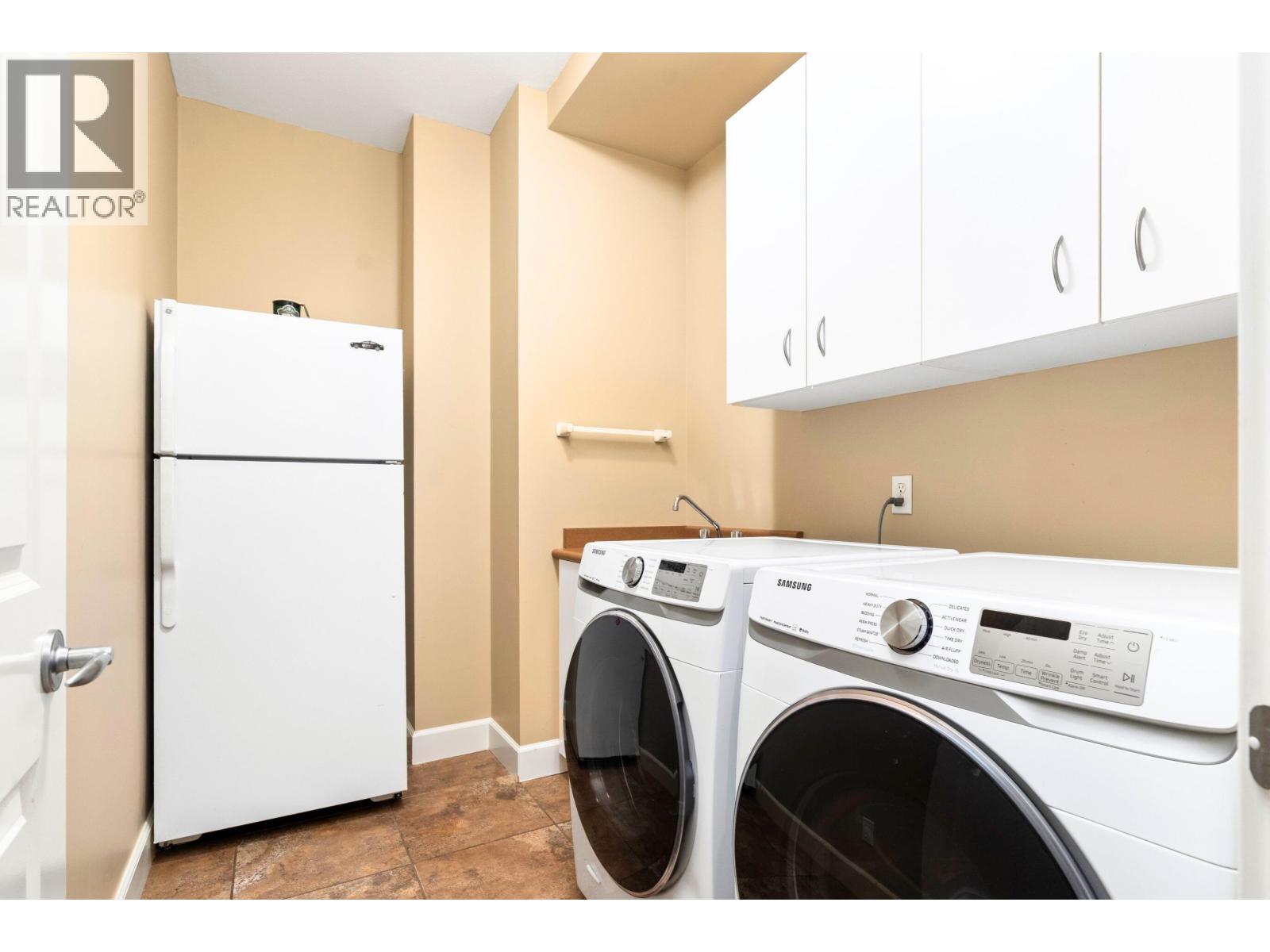 Lorem Ipsum Dolor S, North Vancouver, British Columbia  V7R  - Photo 32 - DEMO28856258
