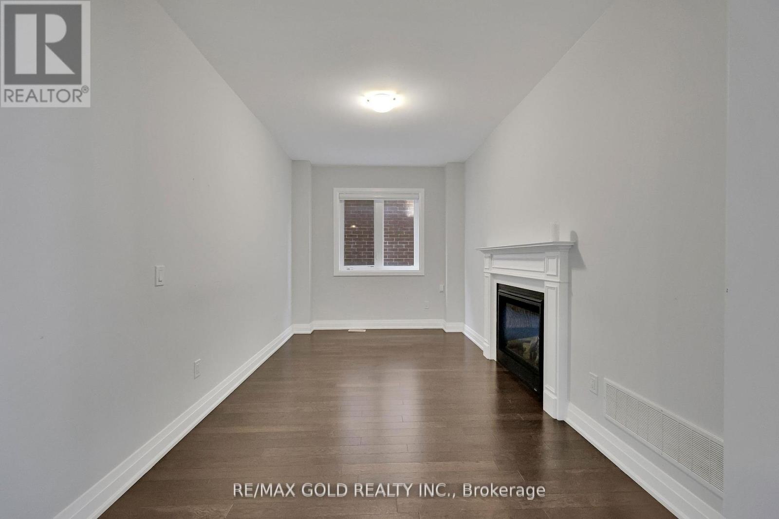 803 Queenston Boulevard, Woodstock, Ontario  N4T 0M5 - Photo 12 - X12401453