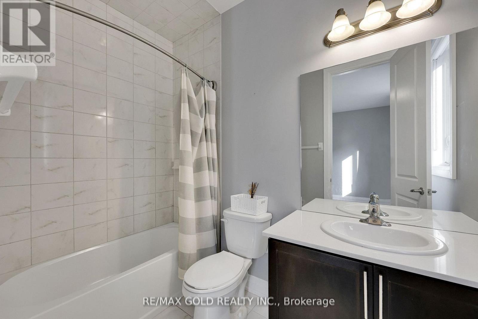 803 Queenston Boulevard, Woodstock, Ontario  N4T 0M5 - Photo 23 - X12401453