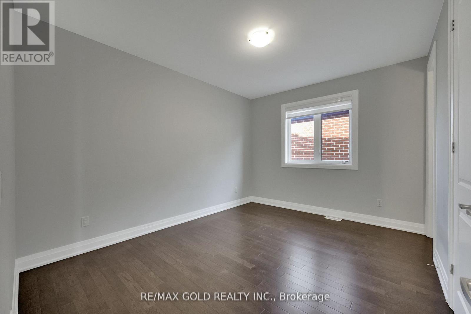 803 Queenston Boulevard, Woodstock, Ontario  N4T 0M5 - Photo 25 - X12401453