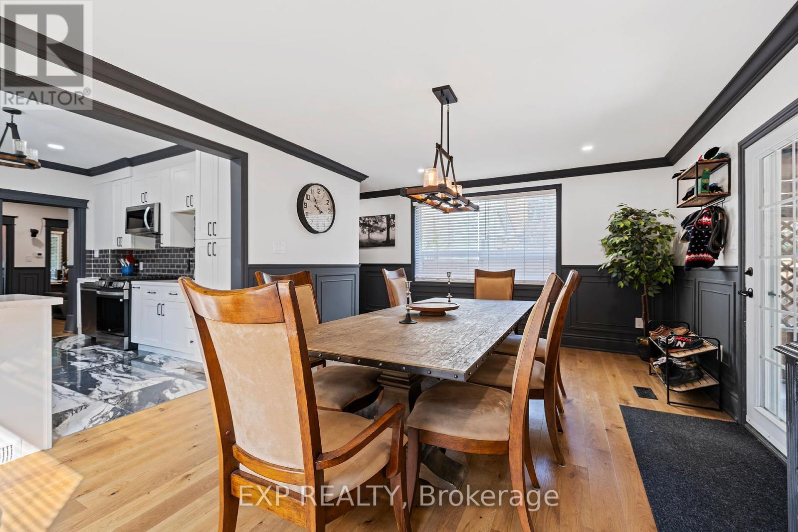 20 Afton Avenue, Hamilton, Ontario  L8M 2B2 - Photo 13 - X12401454