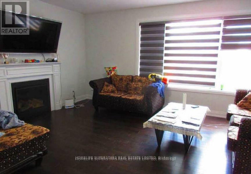 795 Queenston Boulevard, Woodstock, Ontario  N4T 0N1 - Photo 5 - X12401497
