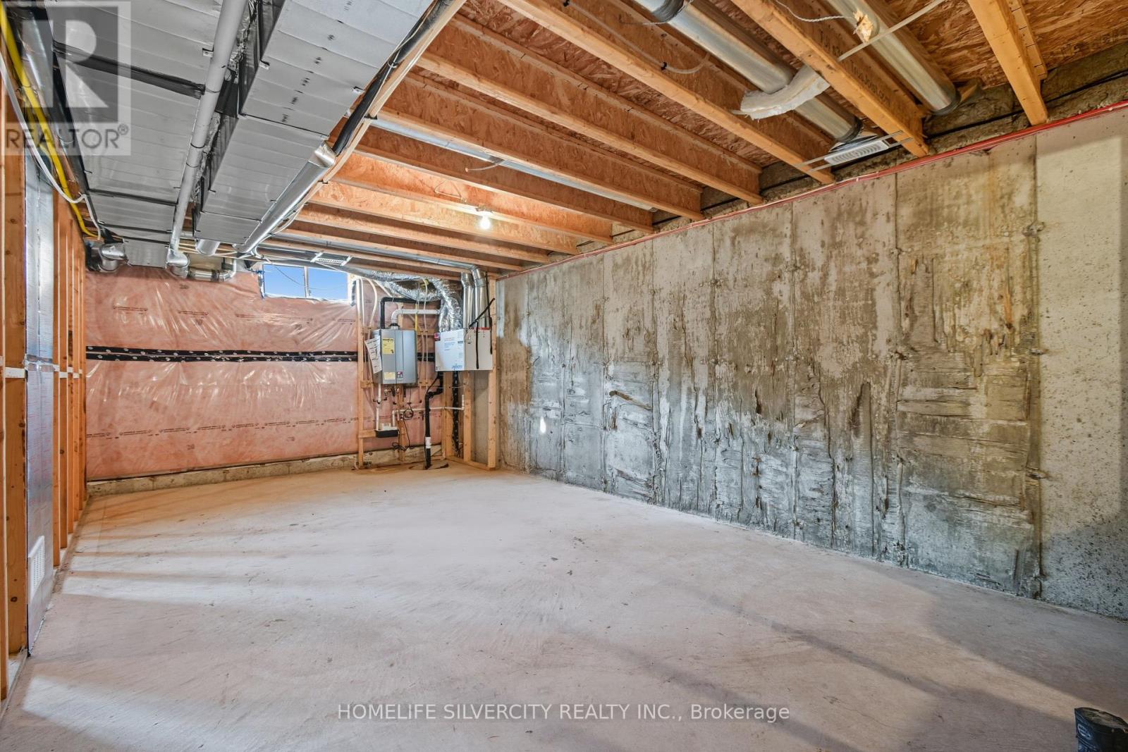 3543 Hallee Crescent, Windsor, Ontario  N8W 0B2 - Photo 28 - X12401503