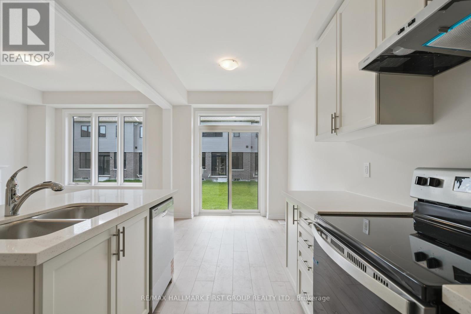 46 Hickey Lane, Kawartha Lakes, Ontario  K9V 5V5 - Photo 19 - X12401505
