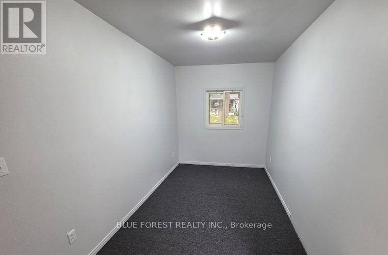 B19 - 9910 Northville Crescent, Lambton Shores, Ontario  N0M 2N0 - Photo 12 - X12401523