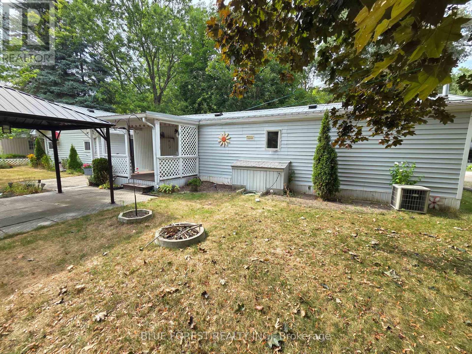 B19 - 9910 Northville Crescent, Lambton Shores, Ontario  N0M 2N0 - Photo 15 - X12401523