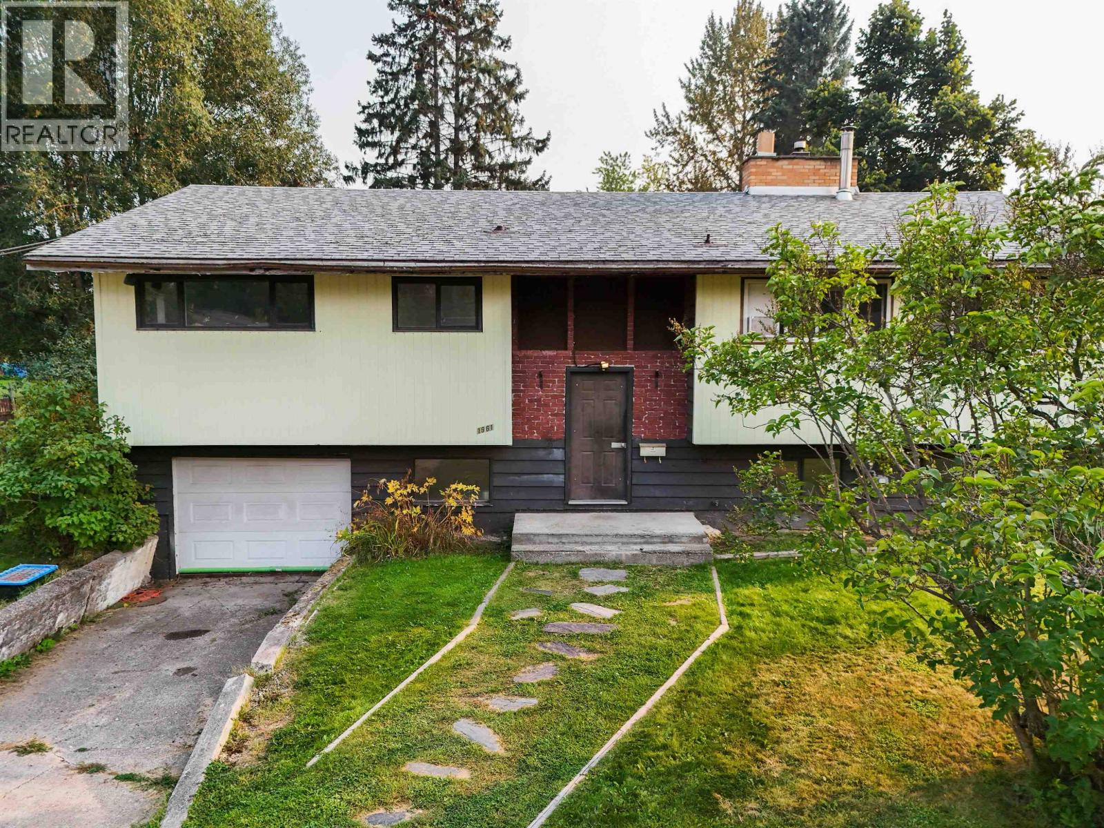 1961 LOMBARDIE DRIVE, Quesnel, British Columbia
