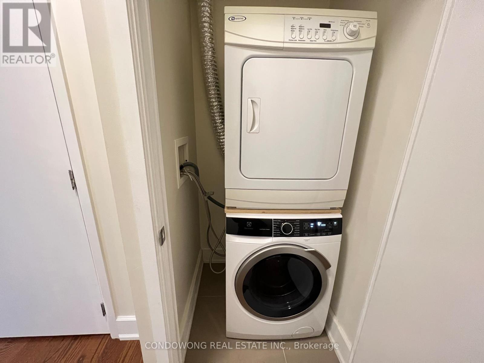 202 - 676 Sheppard Avenue E, Toronto, Ontario  M2K 3E7 - Photo 9 - C12401517