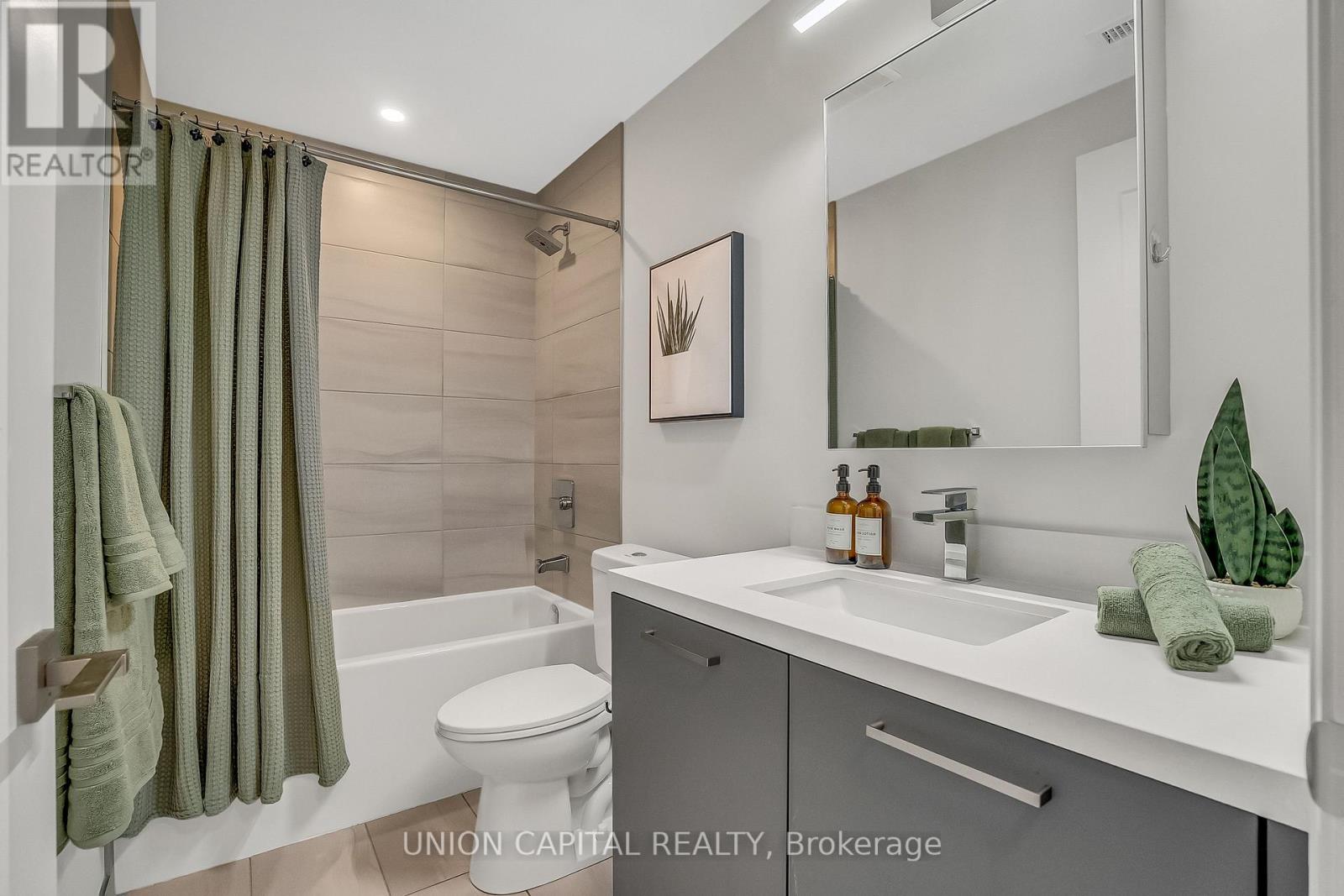3102 - 12 Gandhi Lane, Markham, Ontario  L3T 0G8 - Photo 19 - N12401516
