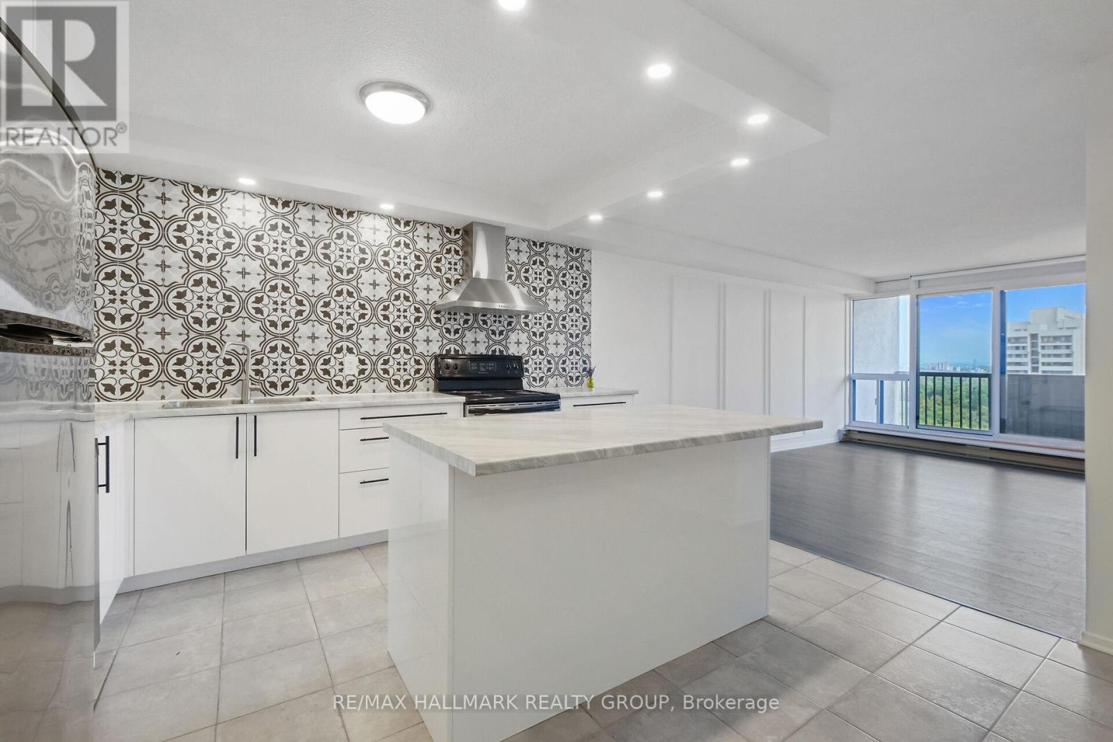 1904 - 900 Dynes Road, Ottawa, Ontario  K2C 3L6 - Photo 6 - X12396925