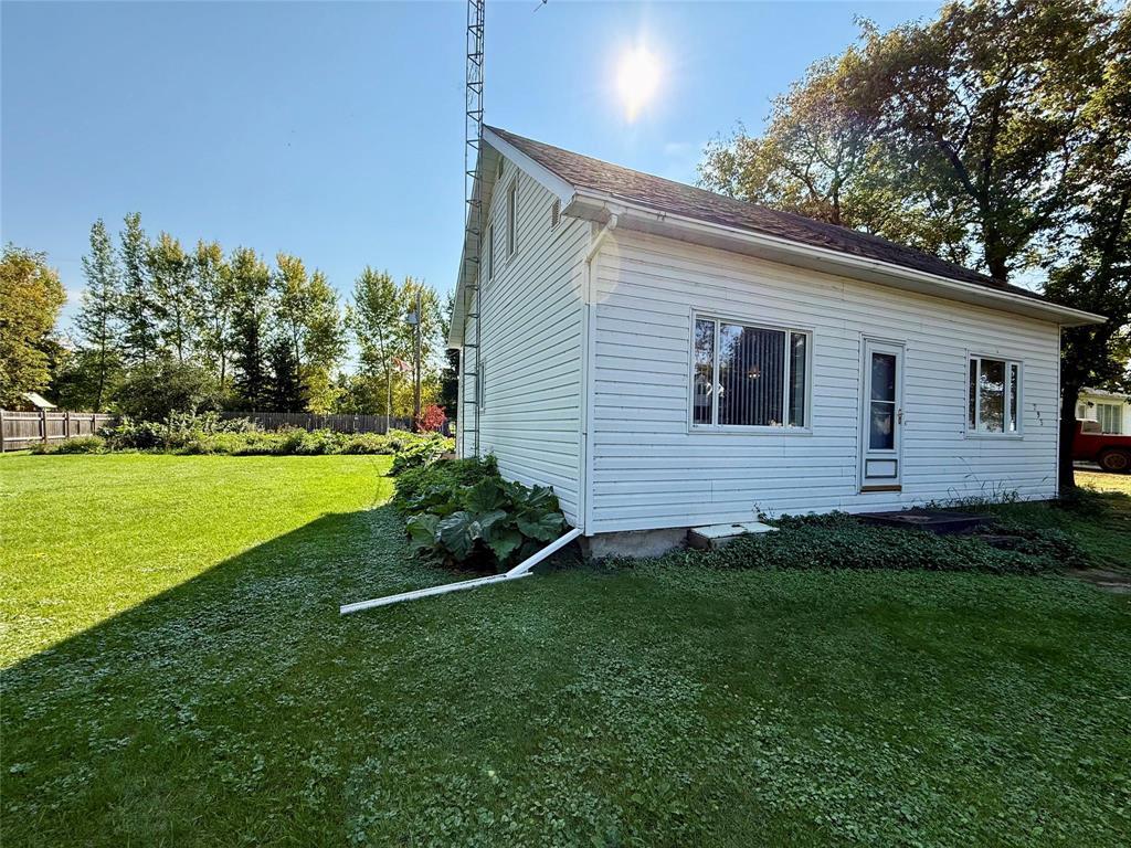 295 2nd Avenue, Minitonas, Manitoba  R0L 1G0 - Photo 1 - 202523013