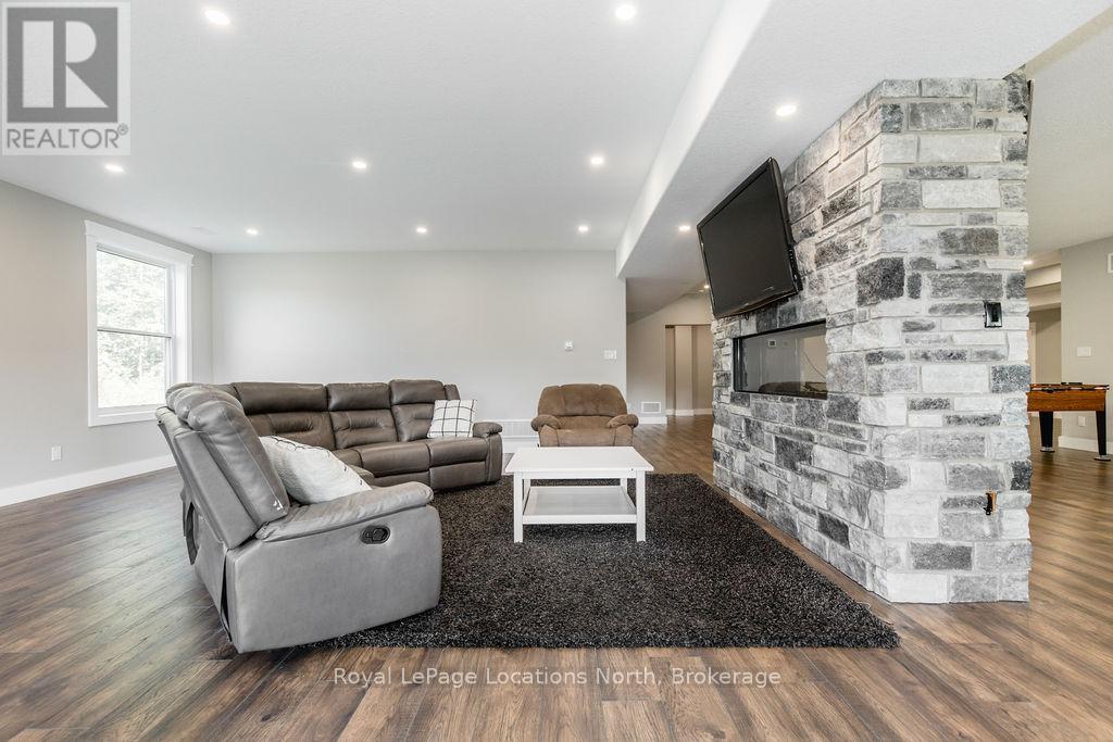 429540 8th B Concession, Grey Highlands, Ontario  N0C 1M0 - Photo 35 - X12401587