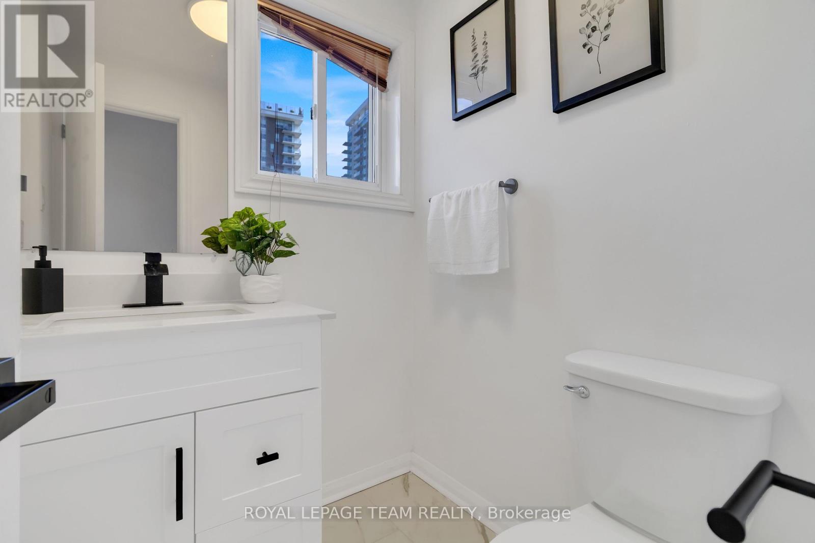 2 Brookhaven Court, Ottawa, Ontario  K2H 9E3 - Photo 17 - X12401541