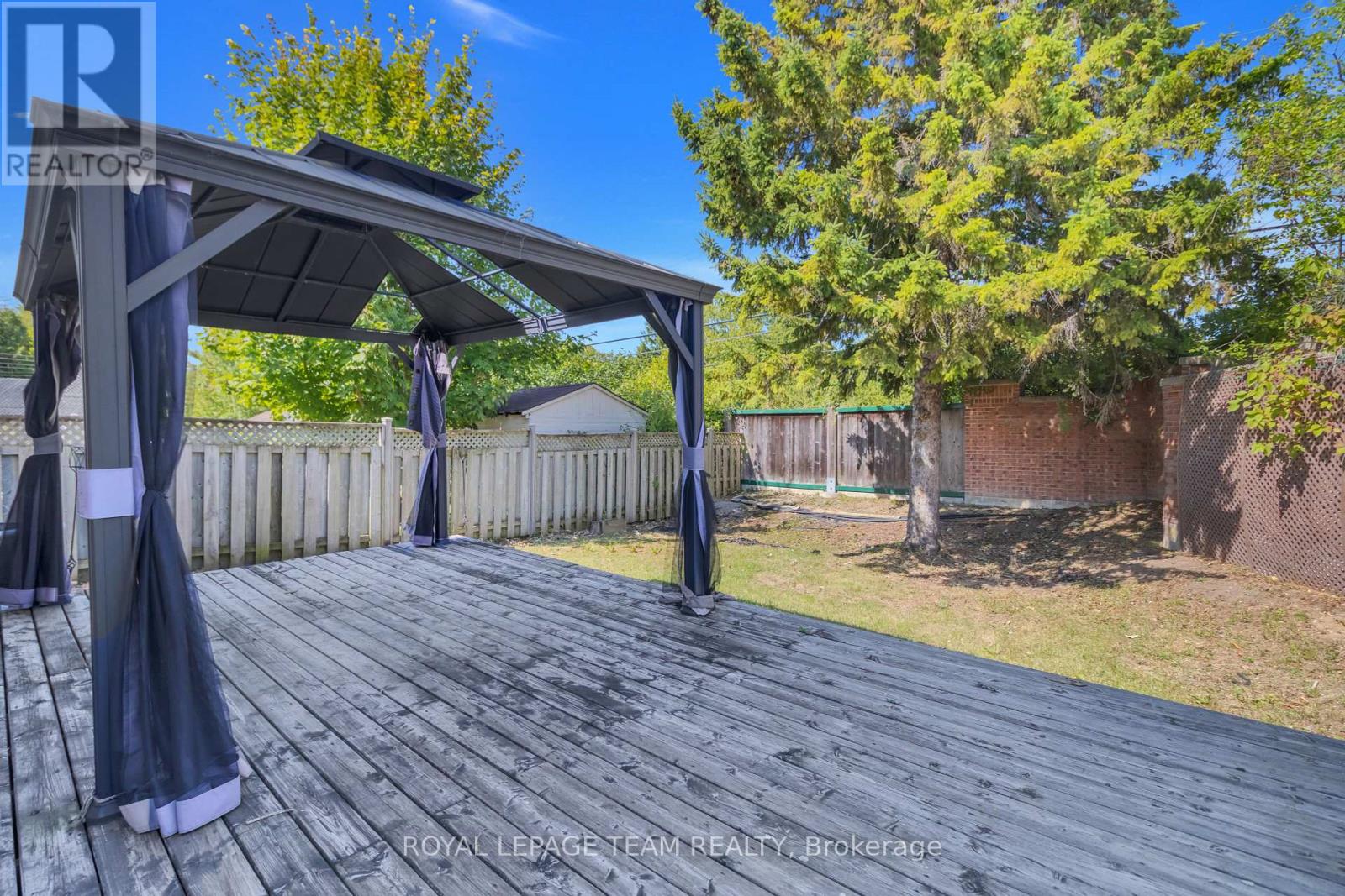 2 Brookhaven Court, Ottawa, Ontario  K2H 9E3 - Photo 28 - X12401541