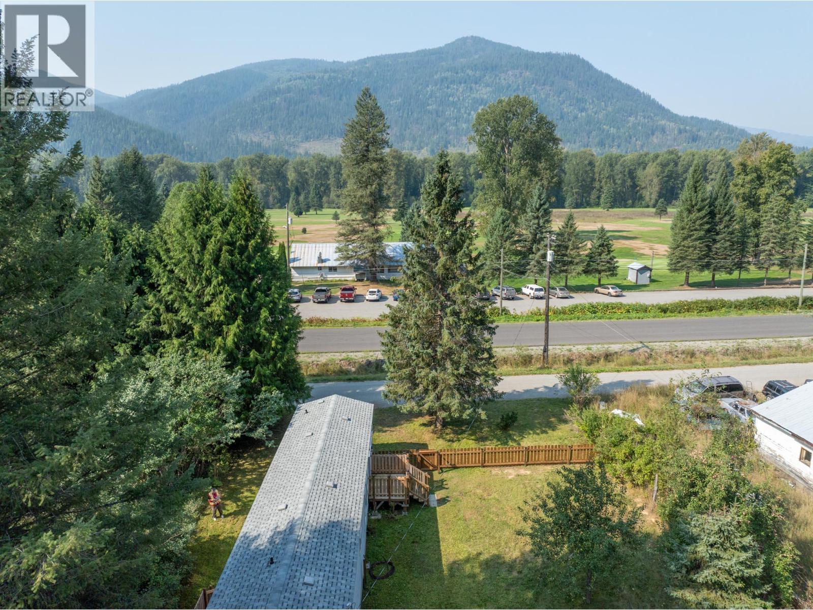 1345 Airport Road, Salmo, British Columbia  V0G 1Z0 - Photo 37 - 10361969