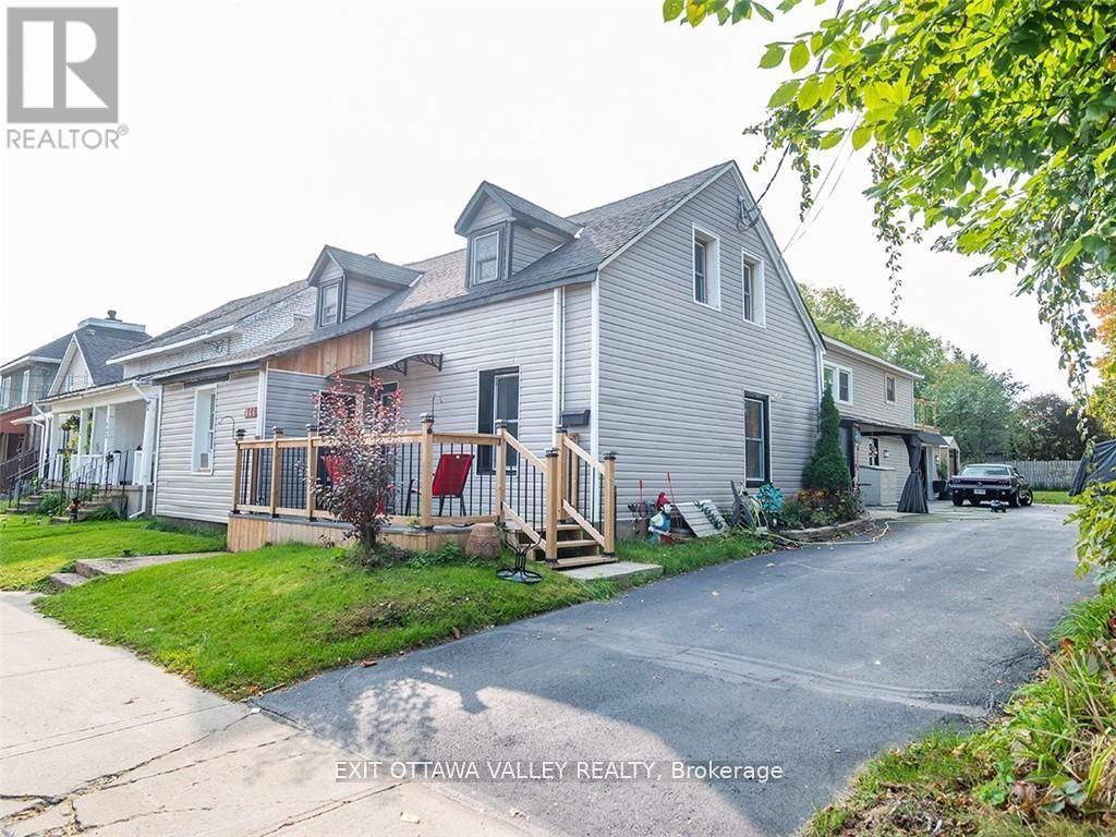 444 ISABELLA STREET, Pembroke, Ontario