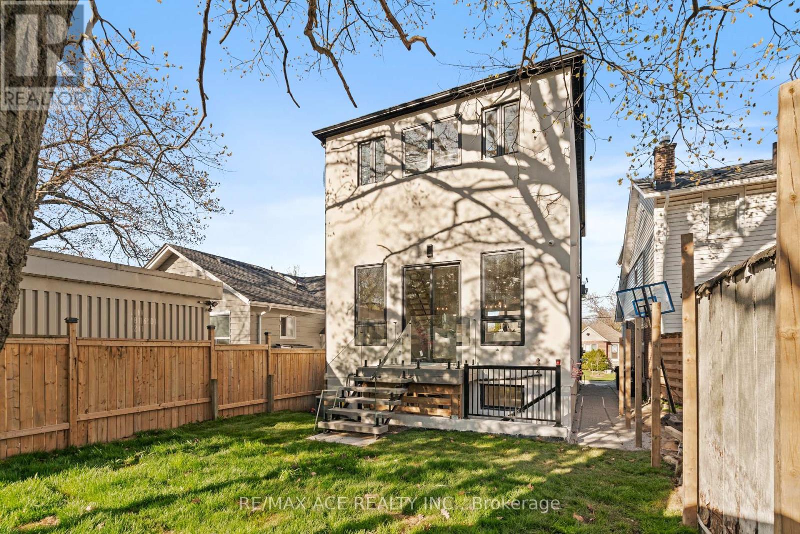 122 Warden Avenue, Toronto, Ontario  M1N 2Z4 - Photo 31 - E12401561