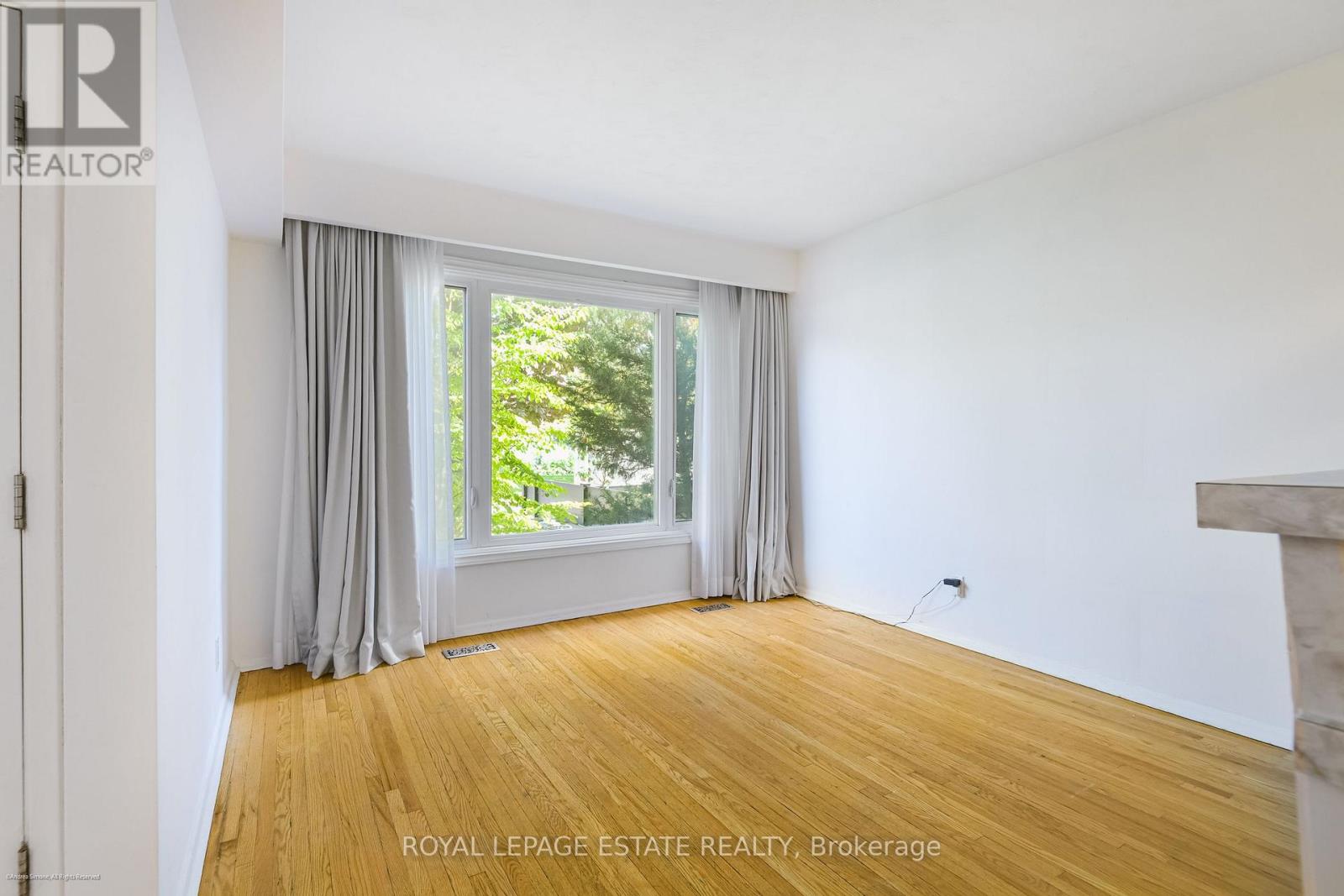 Main Floor - 106 Main Street, Toronto, Ontario  M4E 2V8 - Photo 6 - E12401564