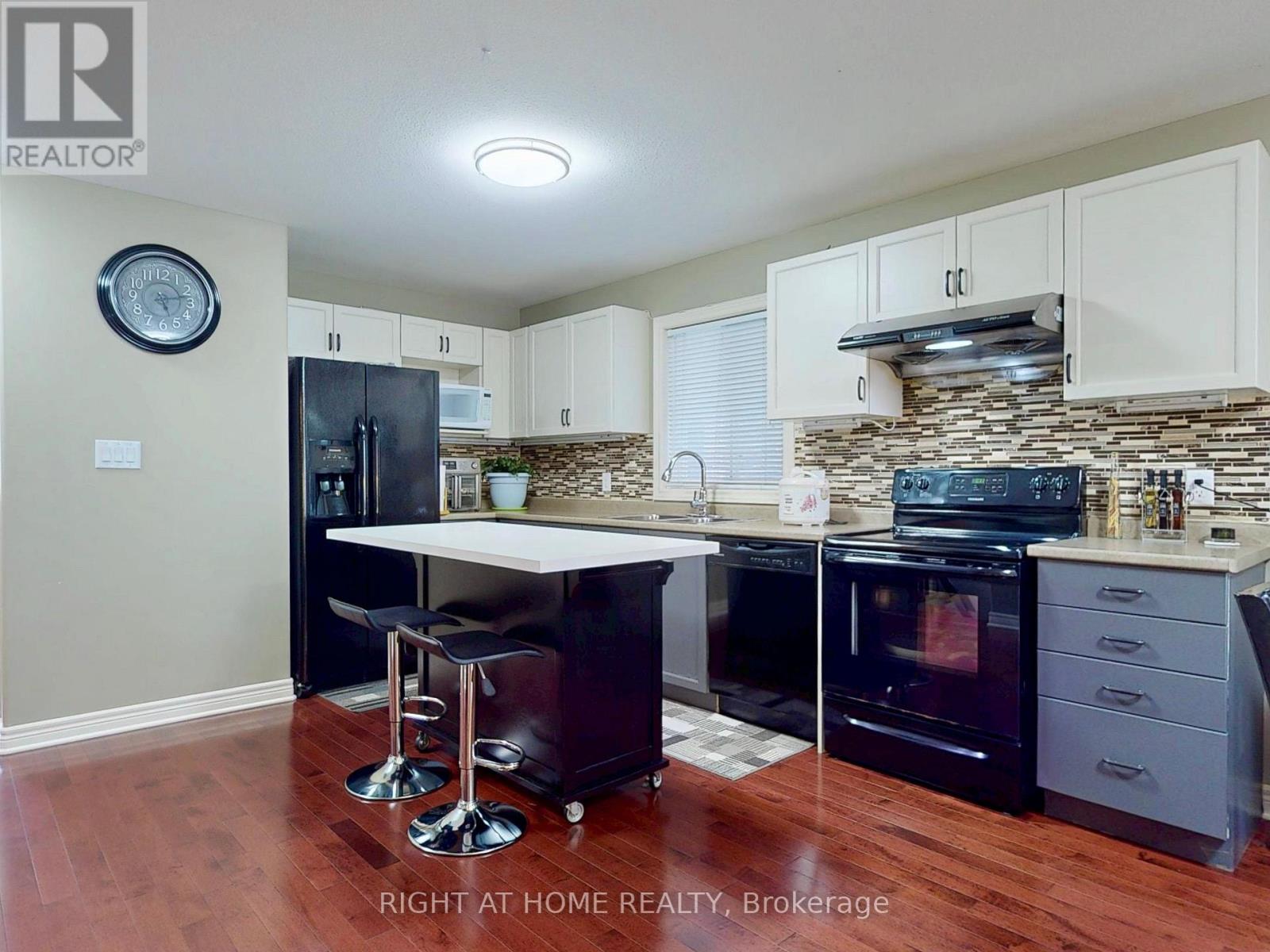 8583 Jennifer Crescent, Niagara Falls, Ontario  L2H 1H4 - Photo 12 - X12399539