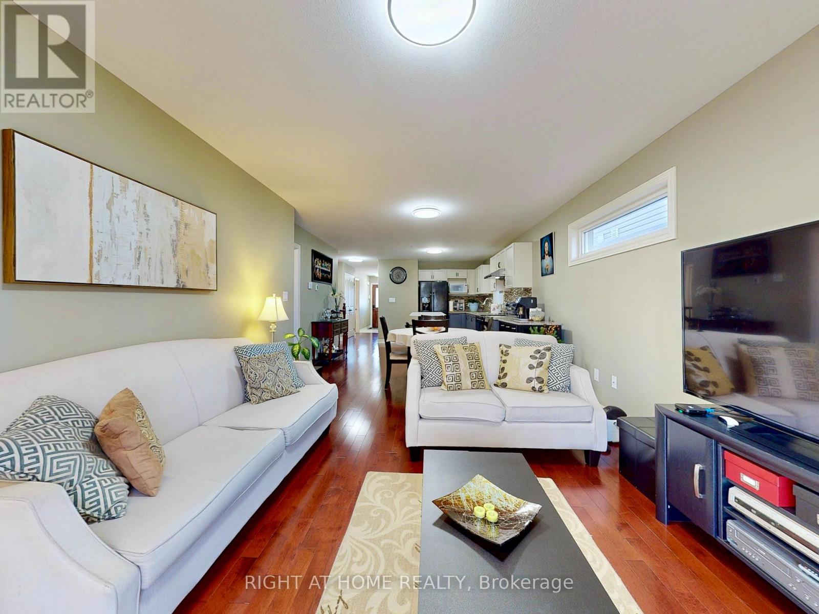 8583 Jennifer Crescent, Niagara Falls, Ontario  L2H 1H4 - Photo 13 - X12399539