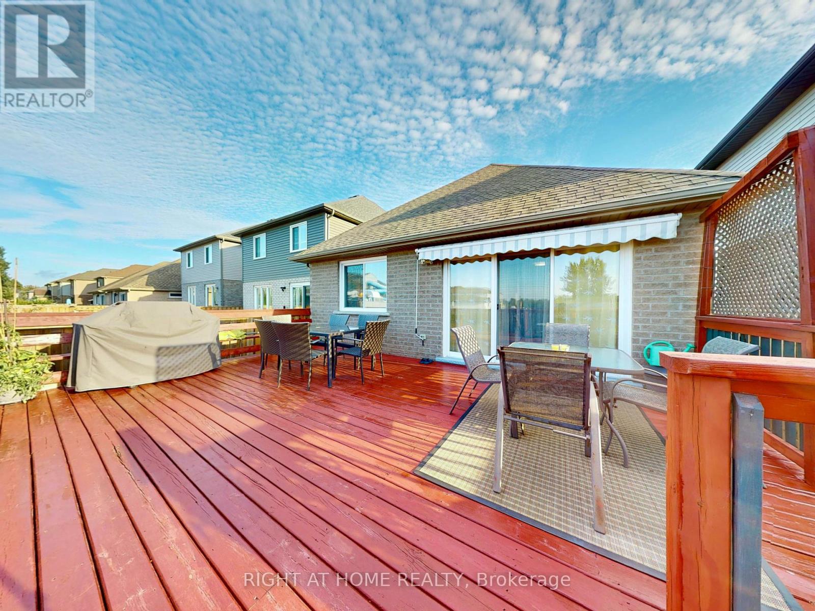 8583 Jennifer Crescent, Niagara Falls, Ontario  L2H 1H4 - Photo 37 - X12399539