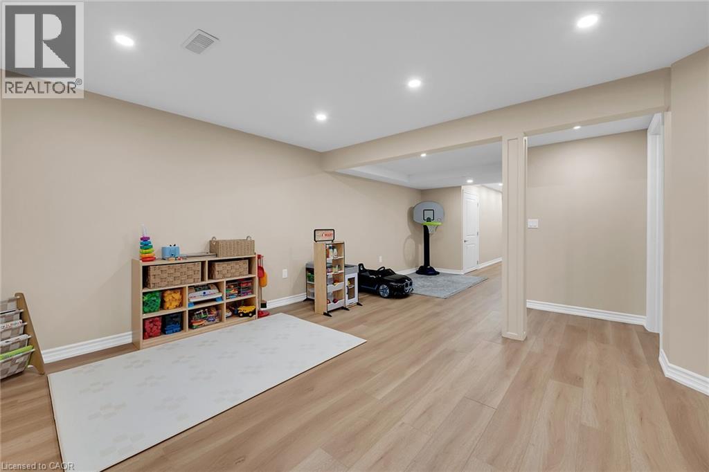 1890 Rymal Road E Unit# 31, Stoney Creek, Ontario  L0R 1P0 - Photo 42 - 40769509