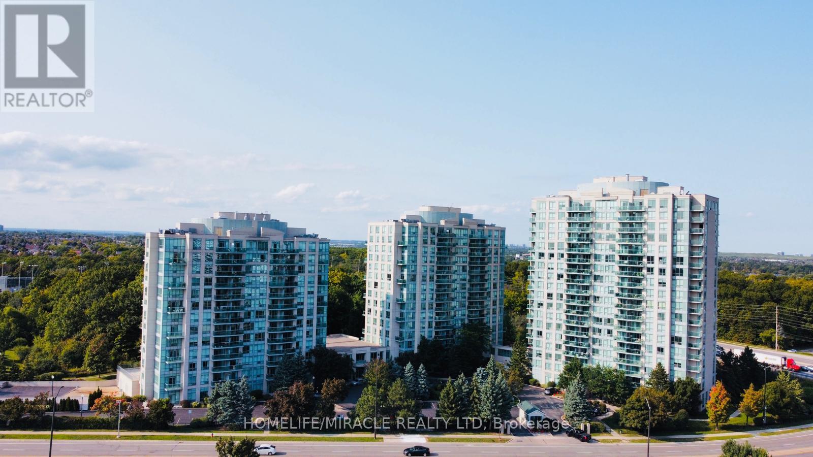 1208 - 2565 Erin Centre Boulevard, Mississauga, Ontario  L5M 6Z8 - Photo 3 - W12401557